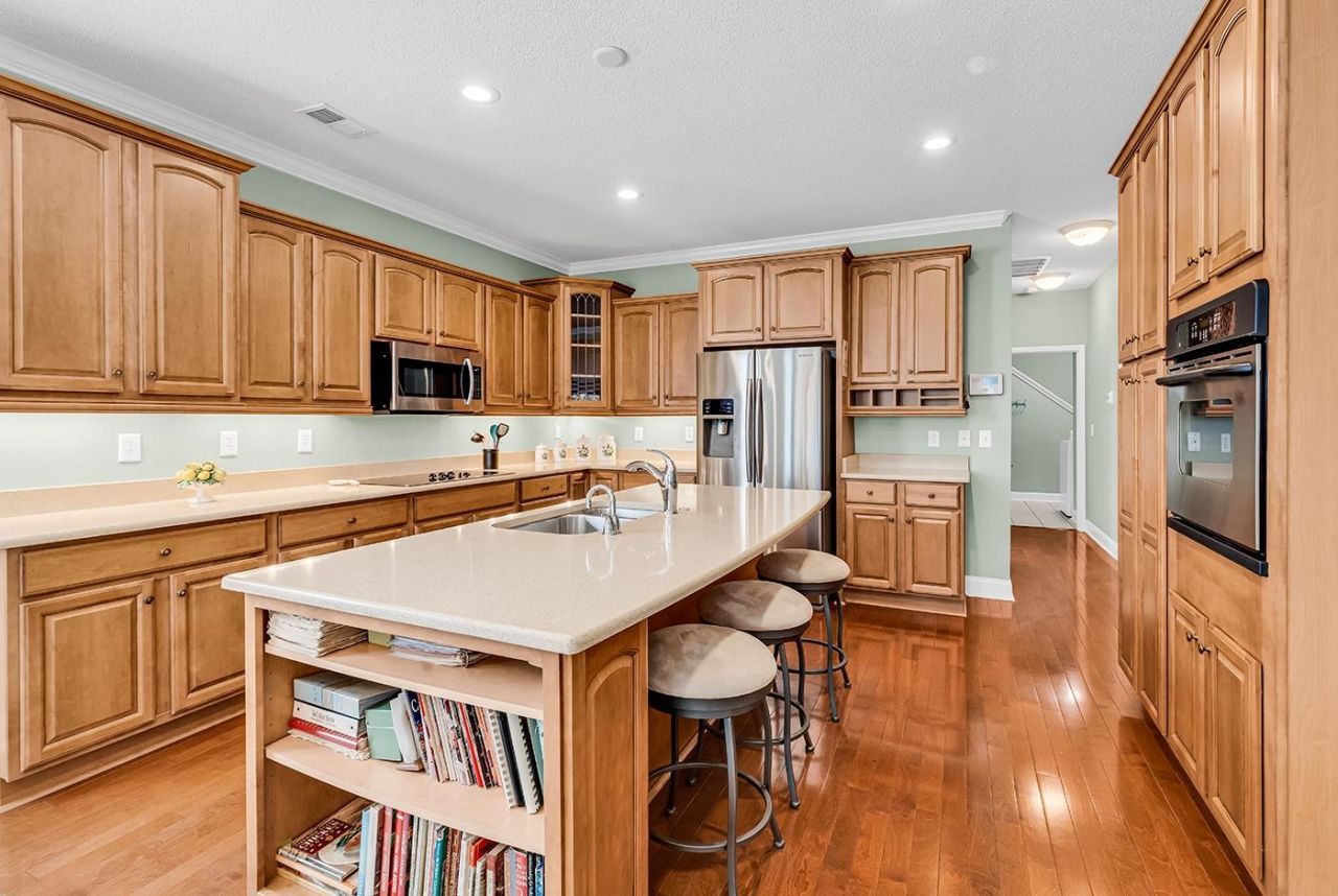 606 Trawler Bay Ct. Photo 32