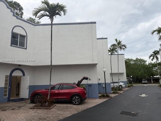 2927 SW 18th Ter, Fort Lauderdale, FL 33315 Photo