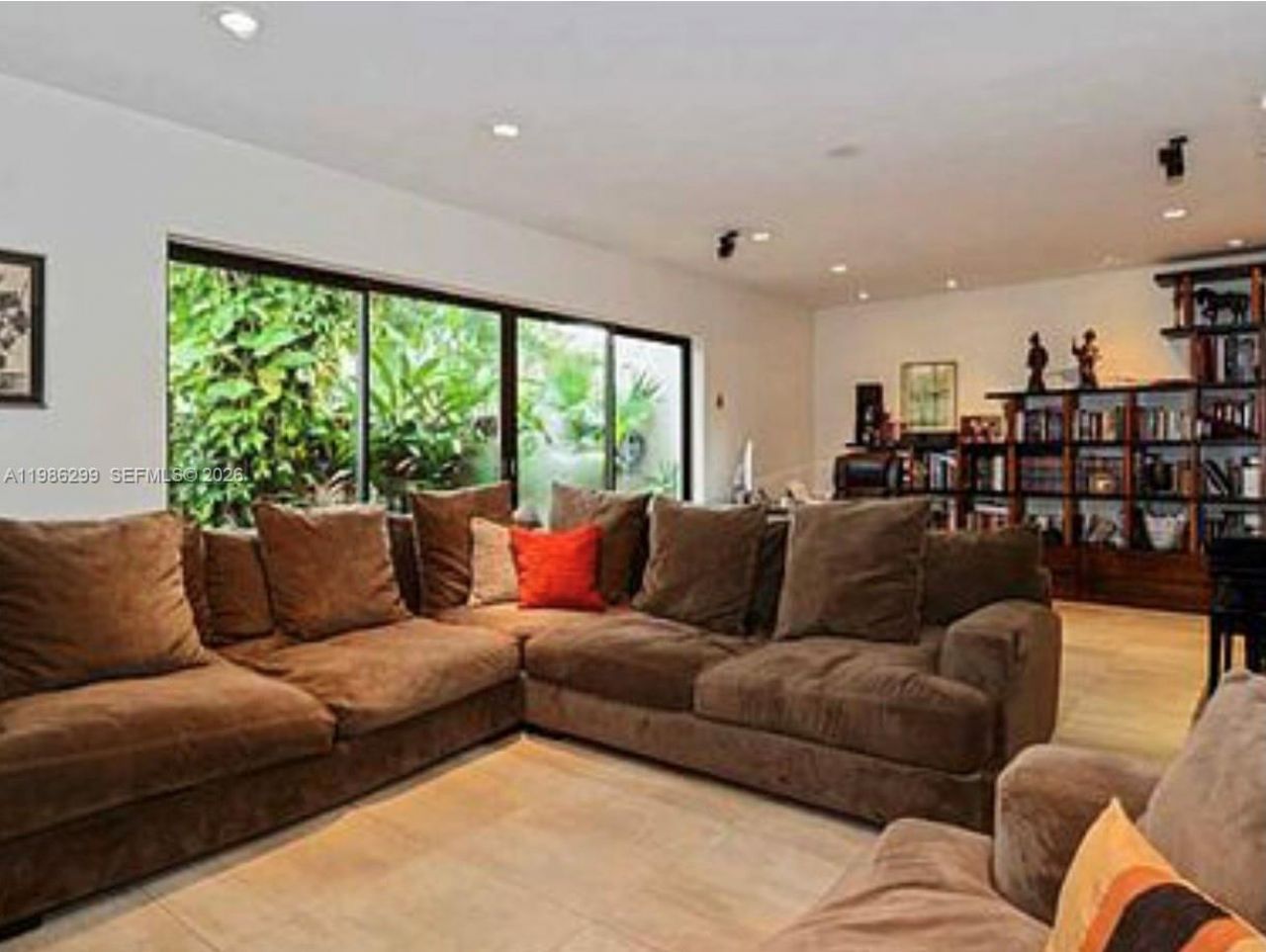 2991 Lakewood Ln , Unit 329, Hollywood, FL 33021 Photo