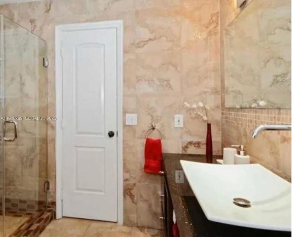 2991 Lakewood Ln , Unit 329, Hollywood, FL 33021 Photo