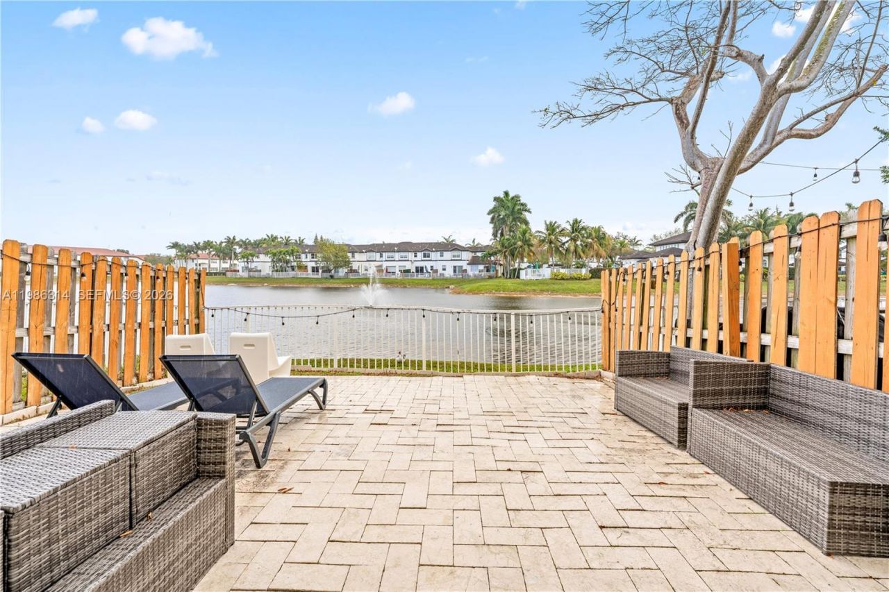 7827 NW 116th Ave, Doral, FL 33178 Photo