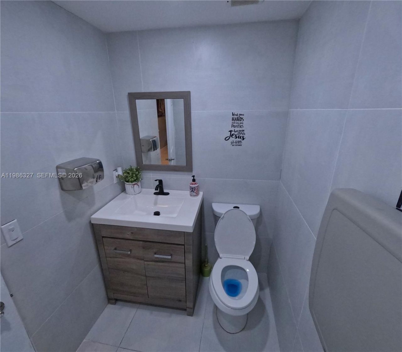 15947 NE 19th Pl , North Miami Beach, FL 33162 Photo