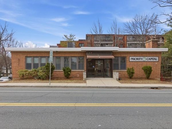 174 Green St, Melrose, MA 02176