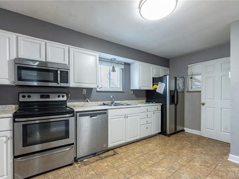 1725 Guise Court, Reading, OH 45215 Photo 5