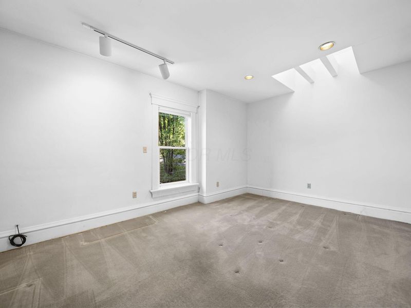 420 W 6th Avenue, Columbus, OH 43201 Photo 22