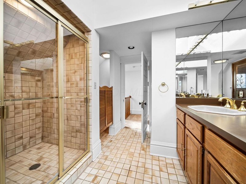 420 W 6th Avenue, Columbus, OH 43201 Photo 41