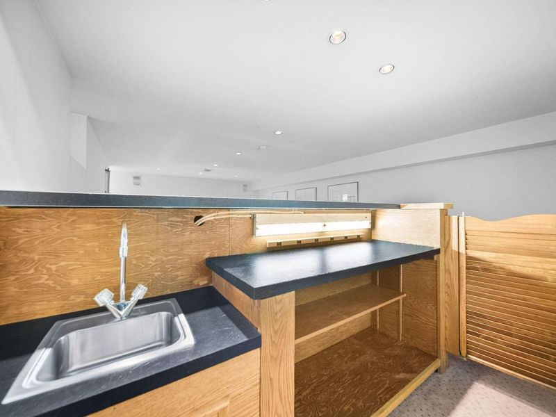 420 W 6th Avenue, Columbus, OH 43201 Photo 48