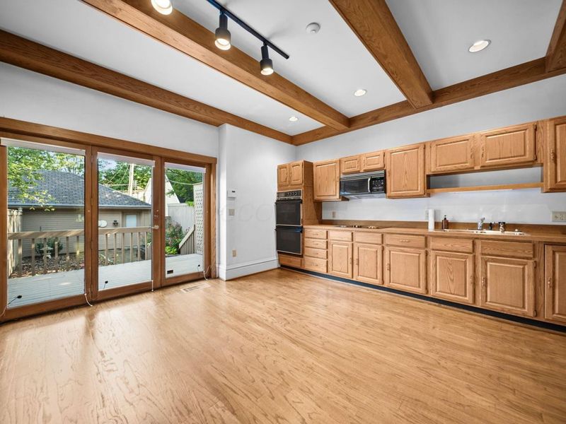 420 W 6th Avenue, Columbus, OH 43201 Photo 57