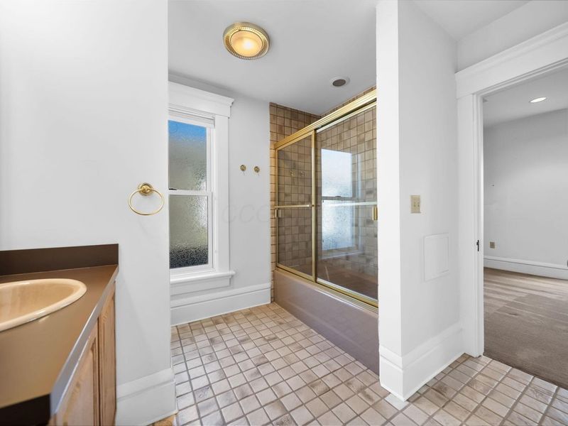 422 W 6th Avenue, Columbus, OH 43201 Photo 31