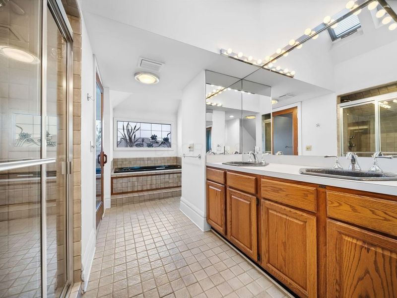 422 W 6th Avenue, Columbus, OH 43201 Photo 36