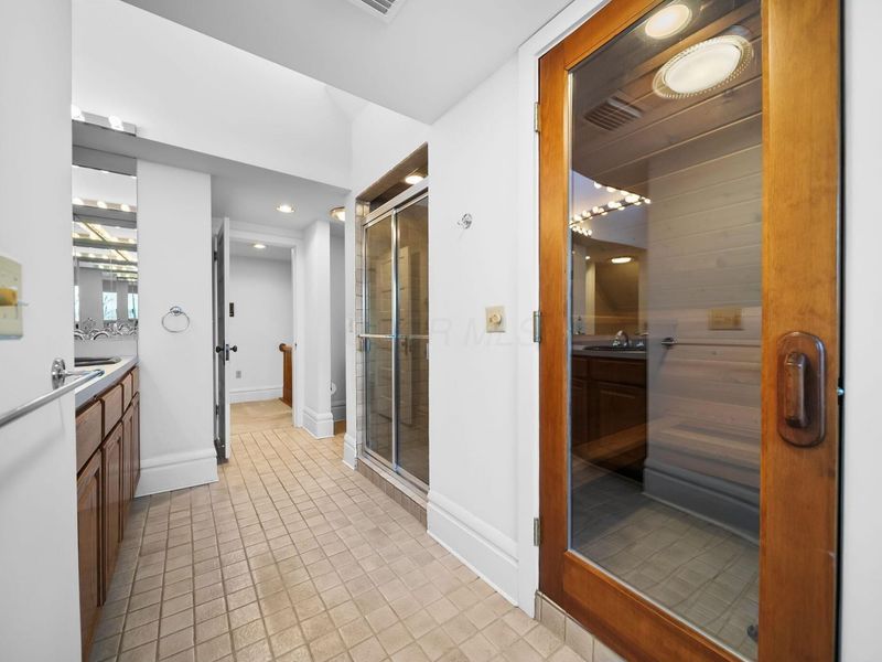 422 W 6th Avenue, Columbus, OH 43201 Photo 39