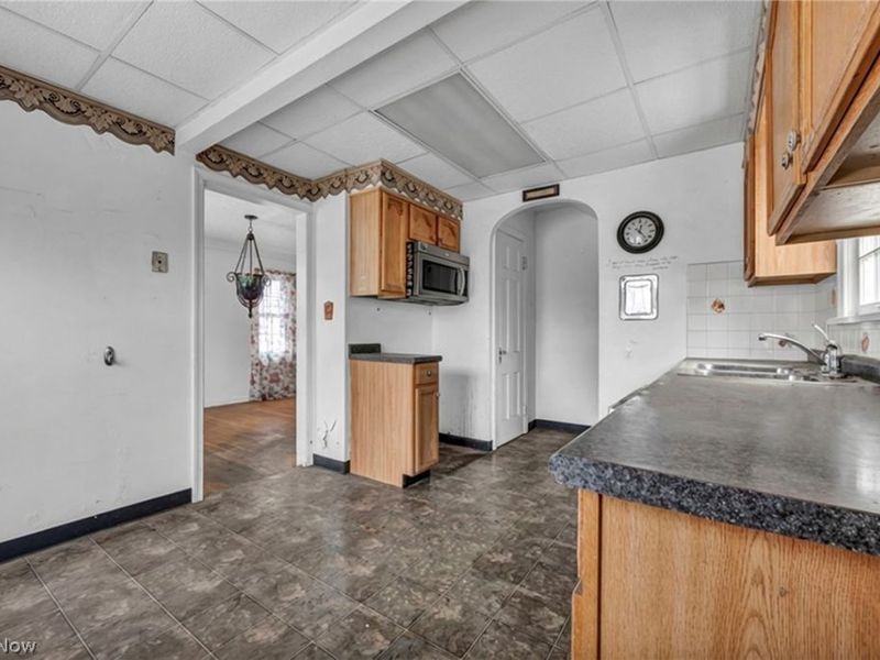 9704 S Highland Avenue, Garfield Heights, OH 44125 Photo 15