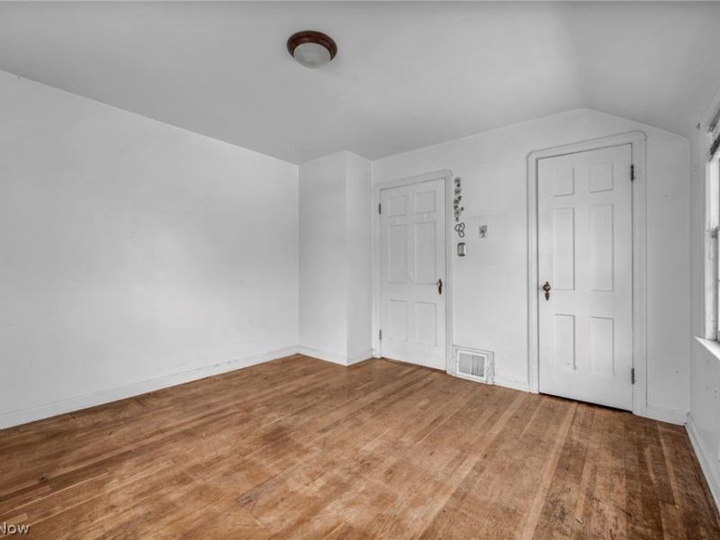 9704 S Highland Avenue, Garfield Heights, OH 44125 Photo 26