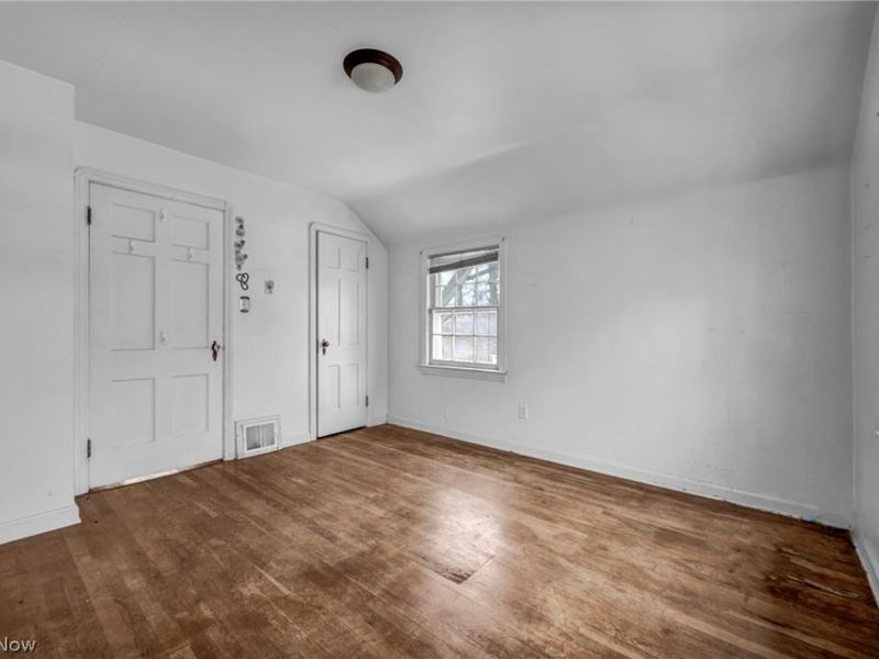 9704 S Highland Avenue, Garfield Heights, OH 44125 Photo 28