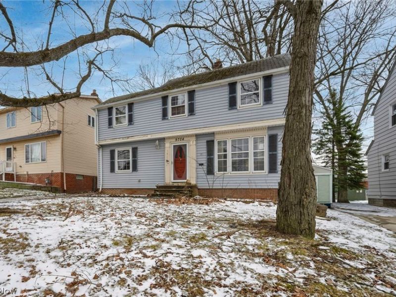 9704 S Highland Avenue, Garfield Heights, OH 44125 Photo 3