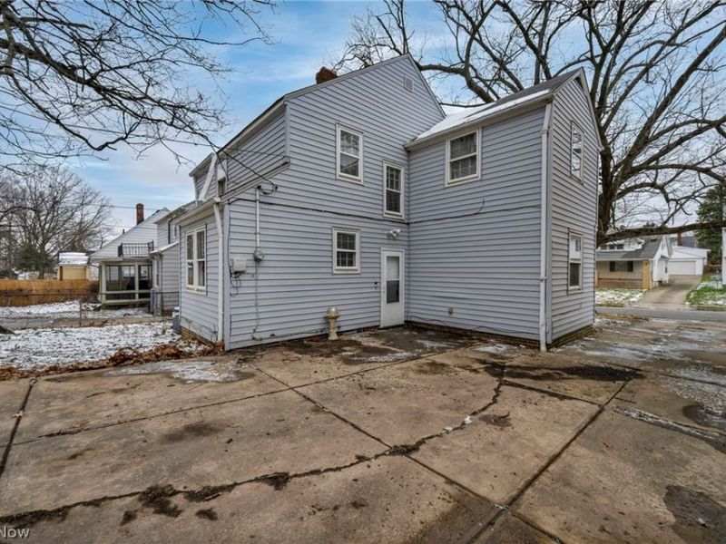 9704 S Highland Avenue, Garfield Heights, OH 44125 Photo 35