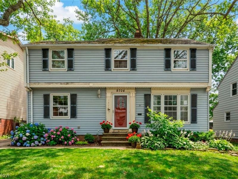 9704 S Highland Avenue, Garfield Heights, OH 44125 Photo 5