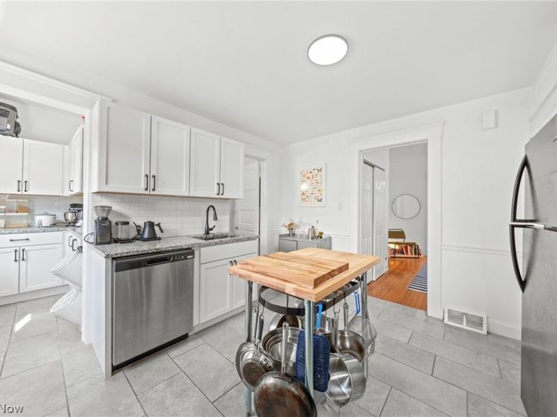 1356 W 58th Street, Cleveland, OH 44102 Photo 11