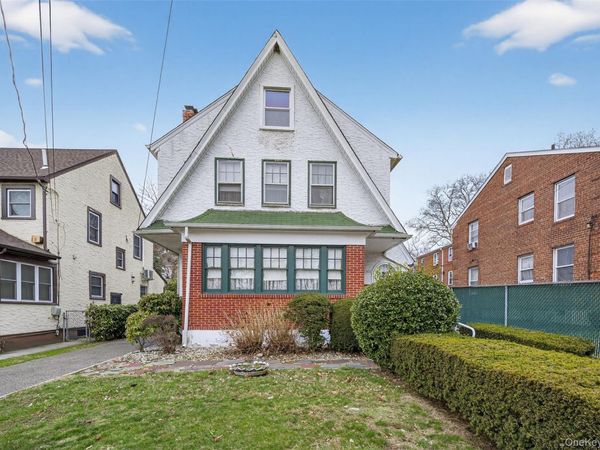 3512 Utopia Parkway , Flushing, NY 11358