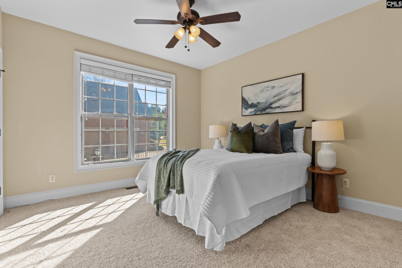 101 Port O'call Place  Photo 32