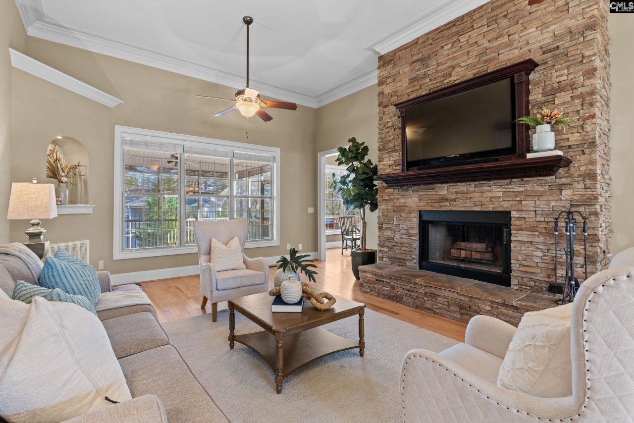 101 Port O'call Place  Photo 5