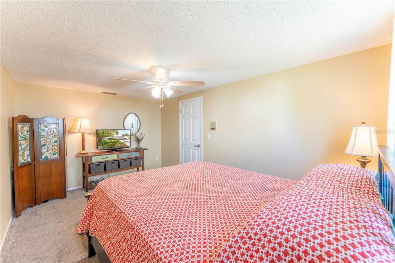 8210 Valley Stream Lane, Hudson, FL 34667 Photo