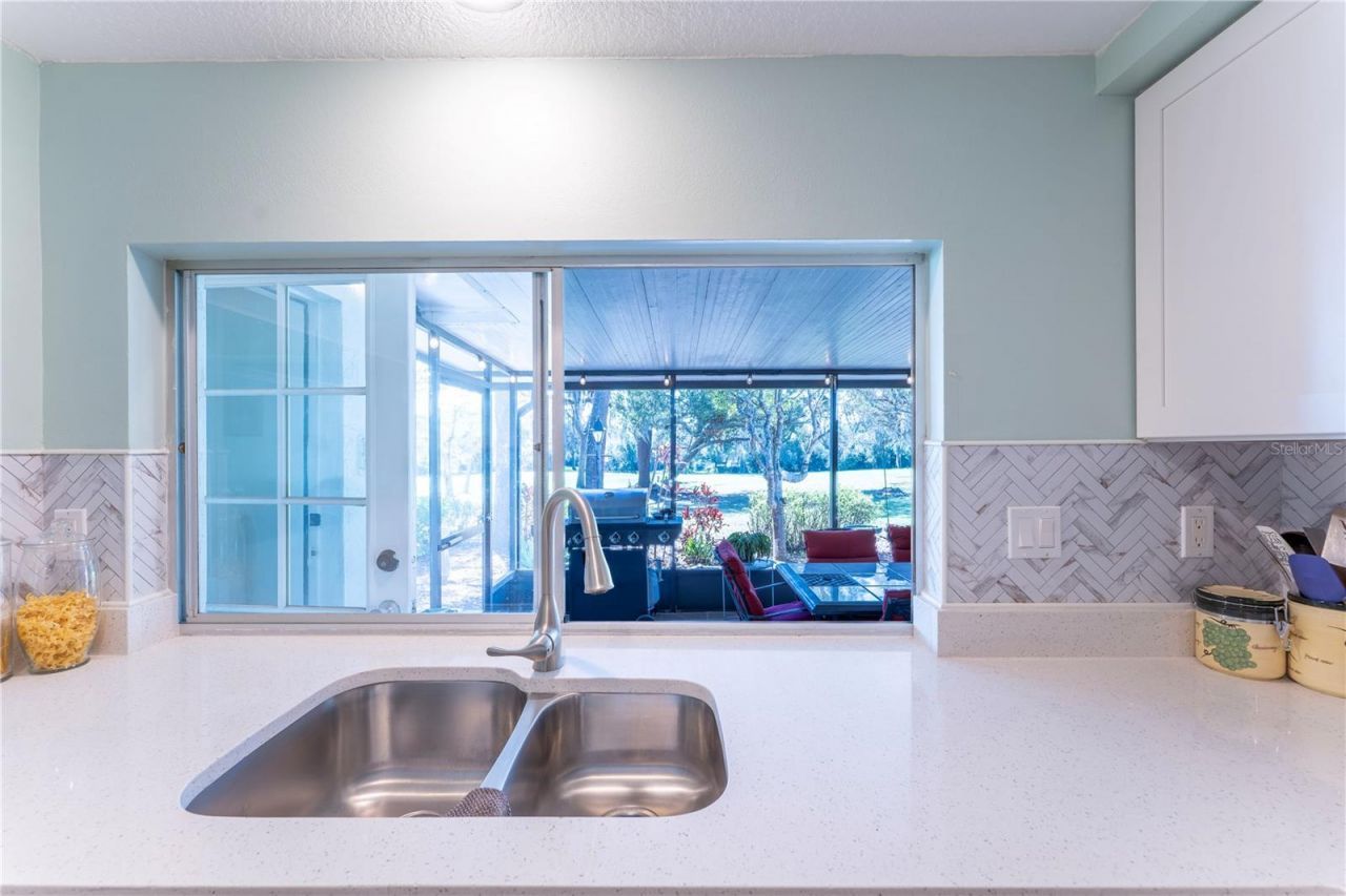 8210 Valley Stream Lane, Hudson, FL 34667 Photo