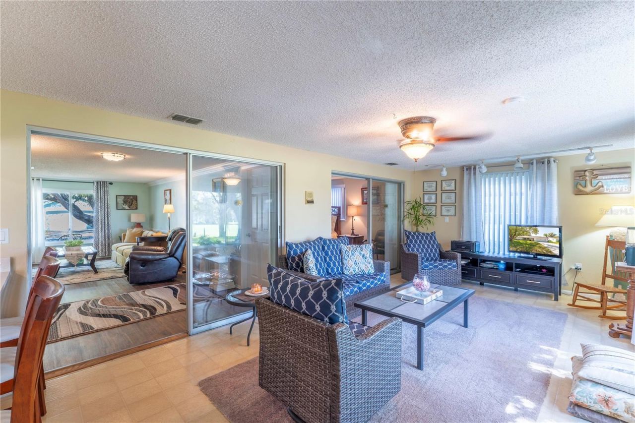 8210 Valley Stream Lane, Hudson, FL 34667 Photo