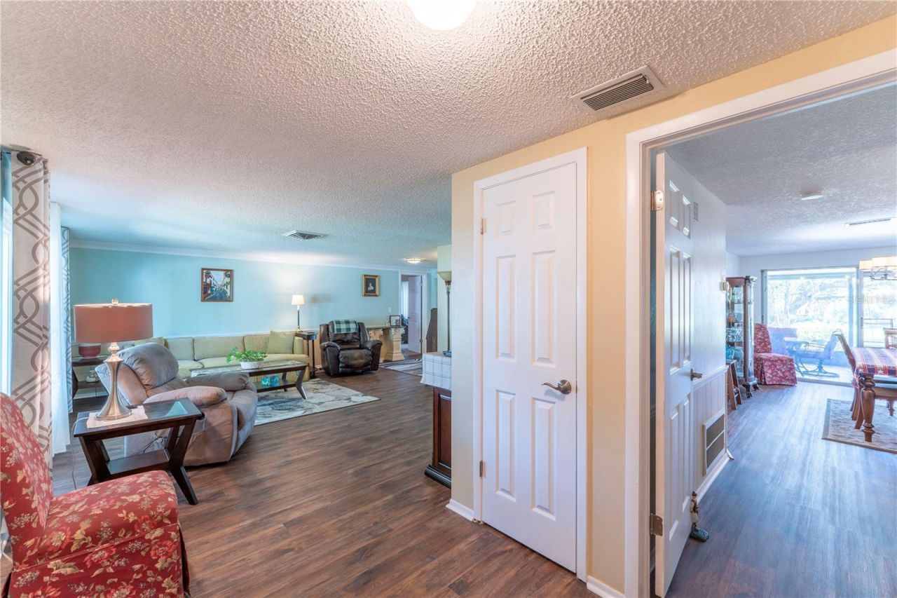8210 Valley Stream Lane, Hudson, FL 34667 Photo