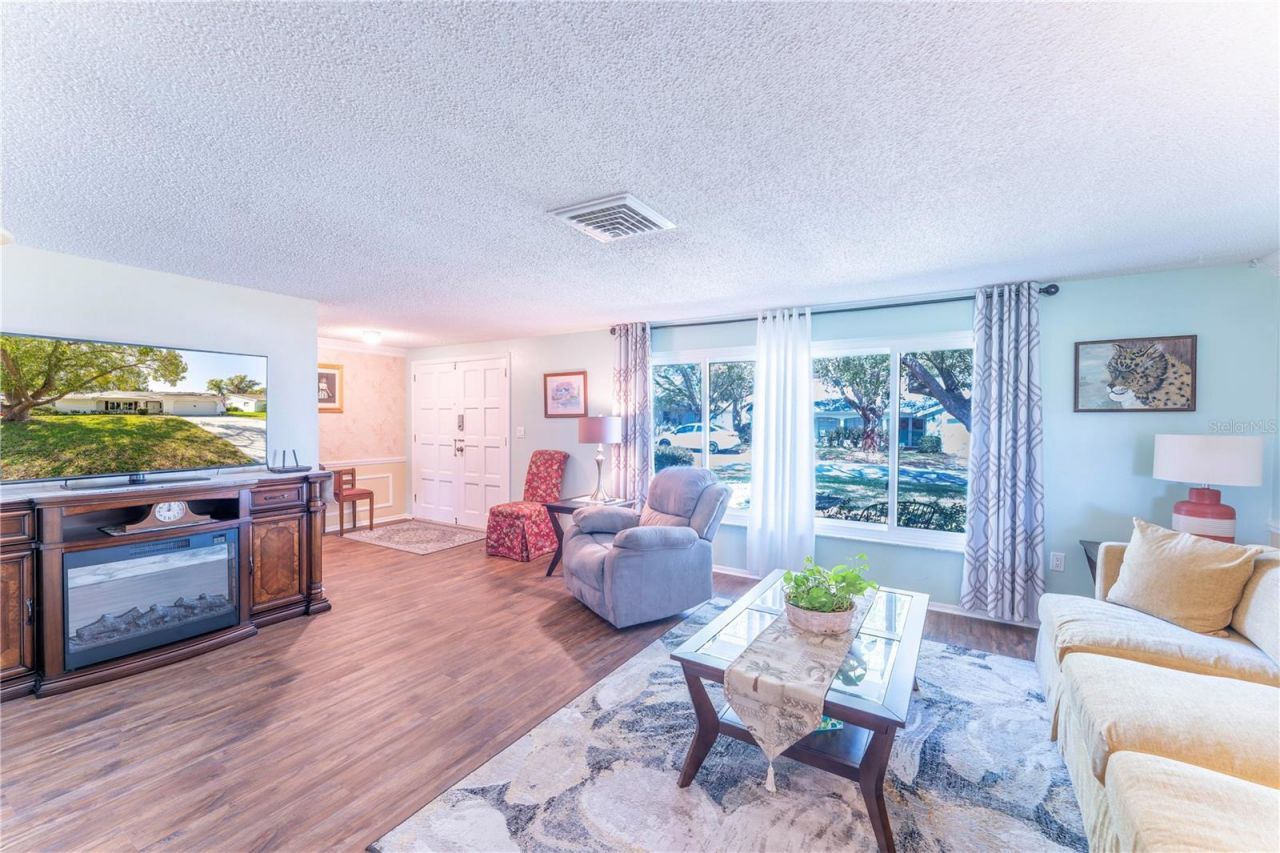 8210 Valley Stream Lane, Hudson, FL 34667 Photo