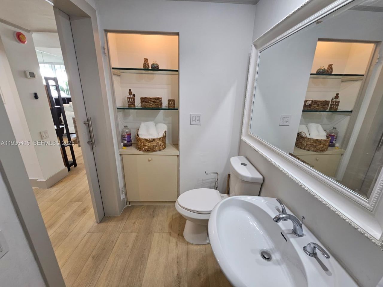 1408 Brickell Bay Dr , Unit 316, Miami, FL 33131 Photo