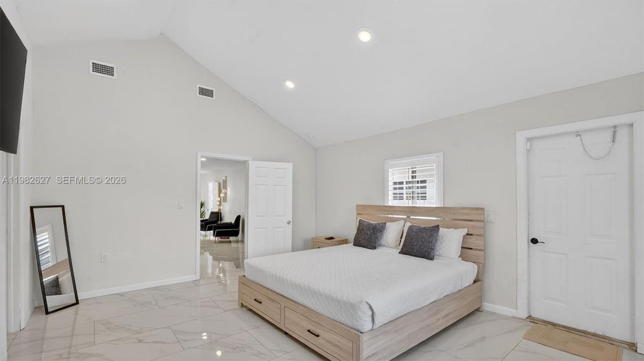 2845 SW 67th Ave, Miami, FL 33155 Photo