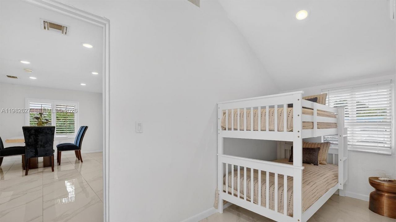 2845 SW 67th Ave, Miami, FL 33155 Photo