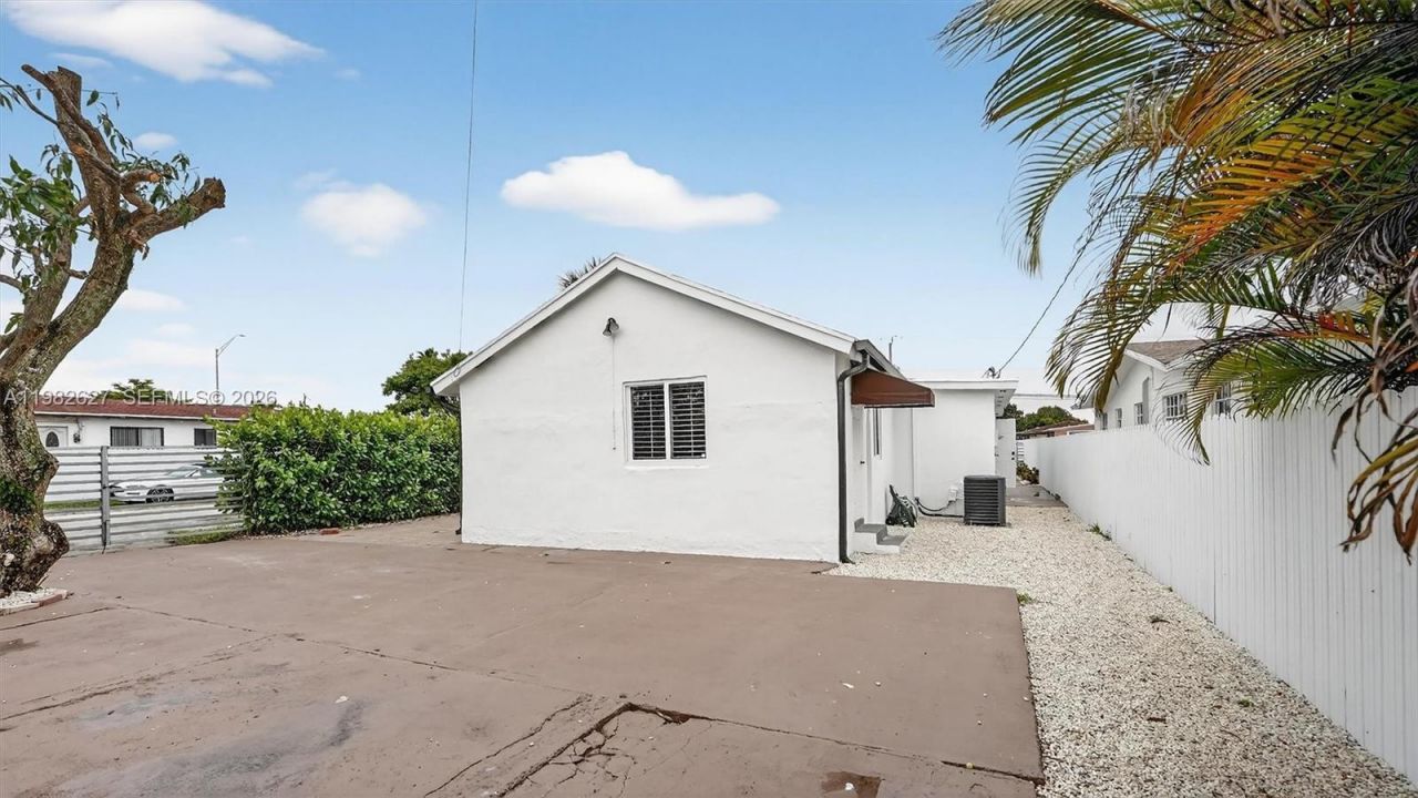 2845 SW 67th Ave, Miami, FL 33155 Photo