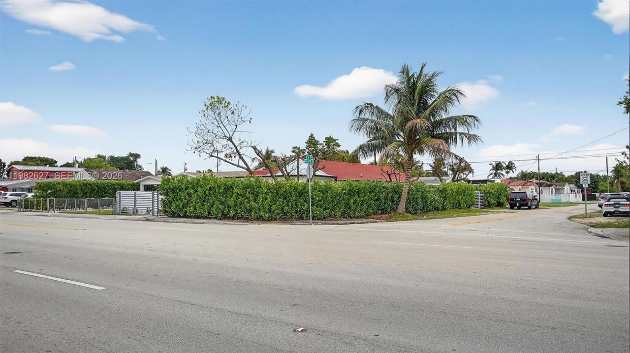 2845 SW 67th Ave, Miami, FL 33155 Photo