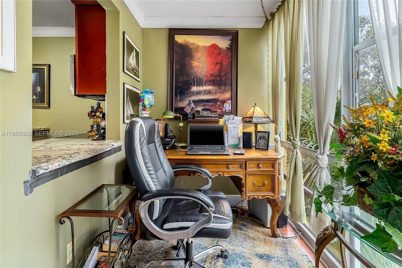 200 172nd St, Unit 319, Sunny Isles Beach, FL 33160 Photo