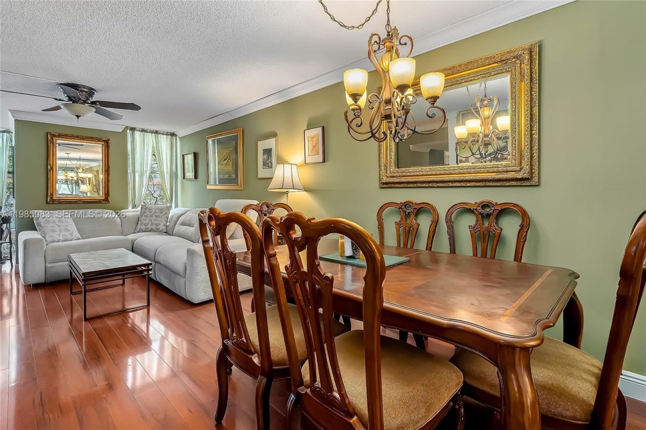 200 172nd St, Unit 319, Sunny Isles Beach, FL 33160 Photo