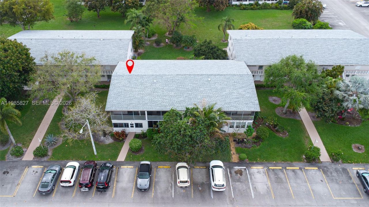 418 Sheffield Q , Unit 418, West Palm Beach, FL 33417 Photo