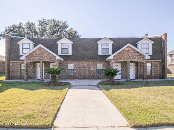 406 Russell Avenue, Long Beach, MS 39560