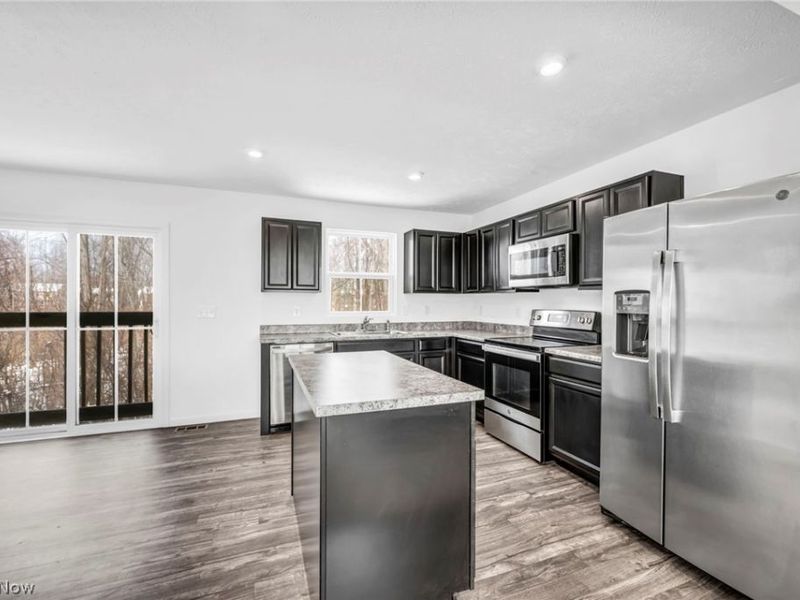 716 Pine Spring Drive, Painesville Township, OH 44077 Photo 12