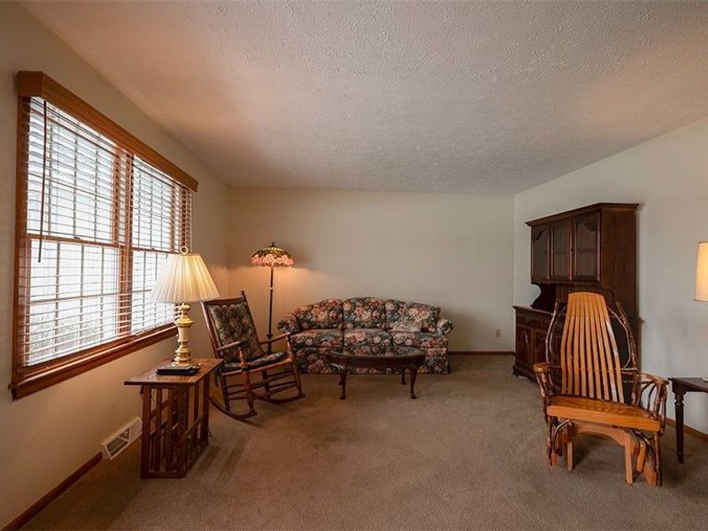 5239 Cadwallader Sonk Road, Fowler, OH 44418 Photo 5