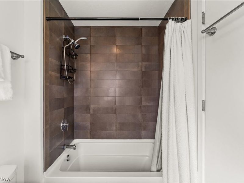 1881 E 119th Street, Cleveland, OH 44106 Photo 20