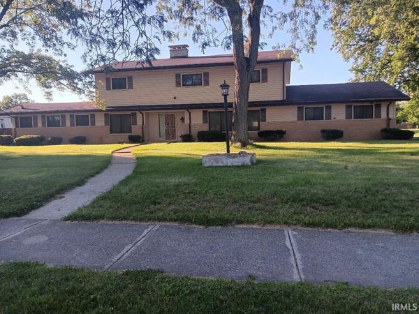 2821 Stardale Drive, Fort Wayne, IN 46816