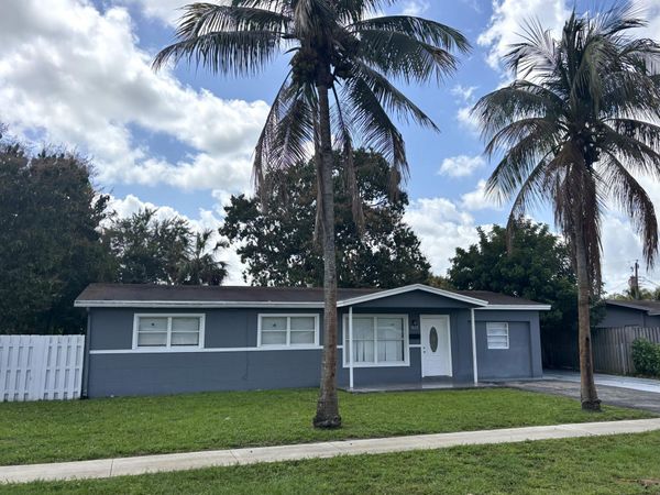 5820 NW 13th Street, Sunrise, FL 33313