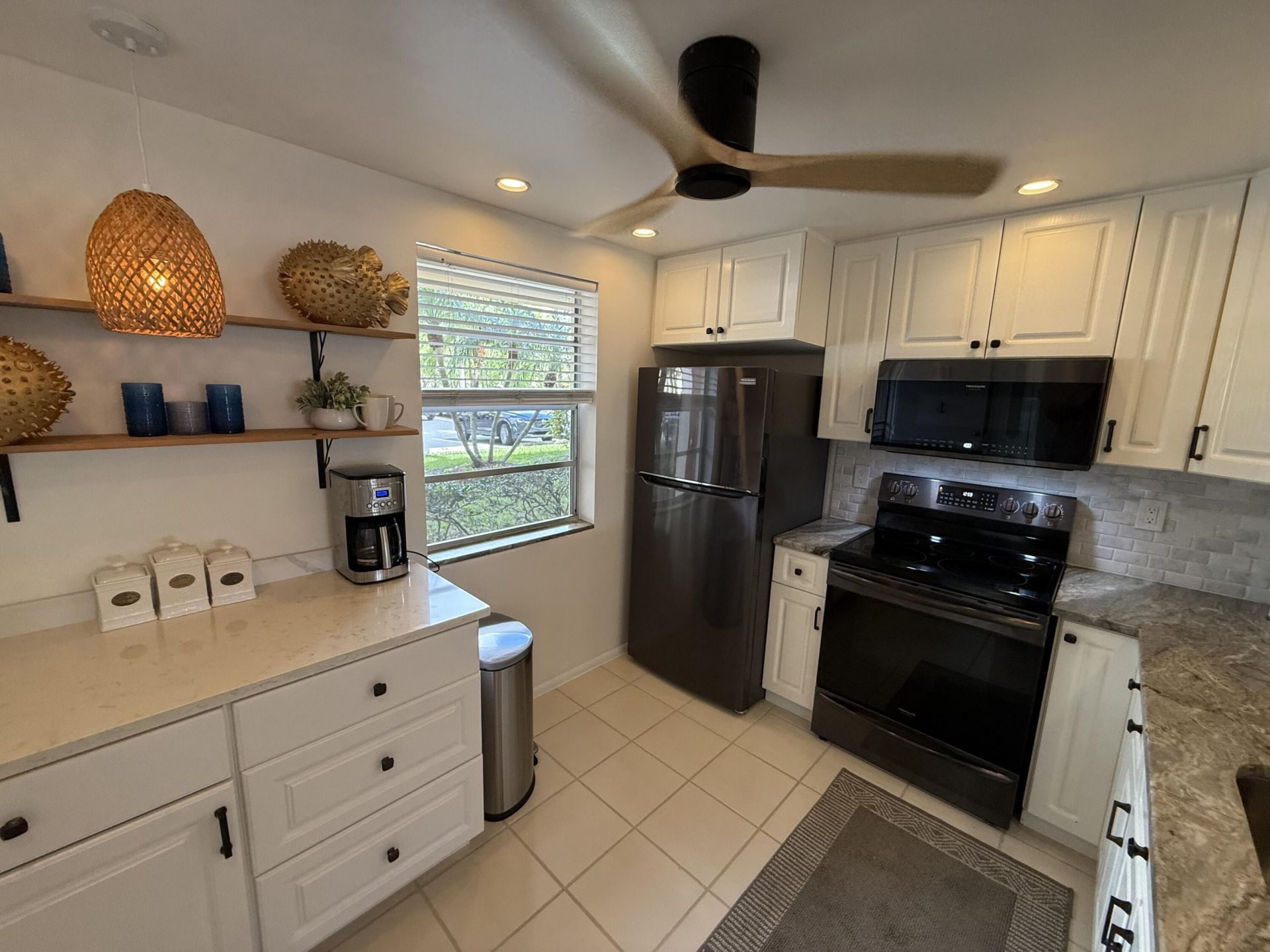 111 SE 3rd Avenue, Unit 108, Dania Beach, FL 33004 Photo