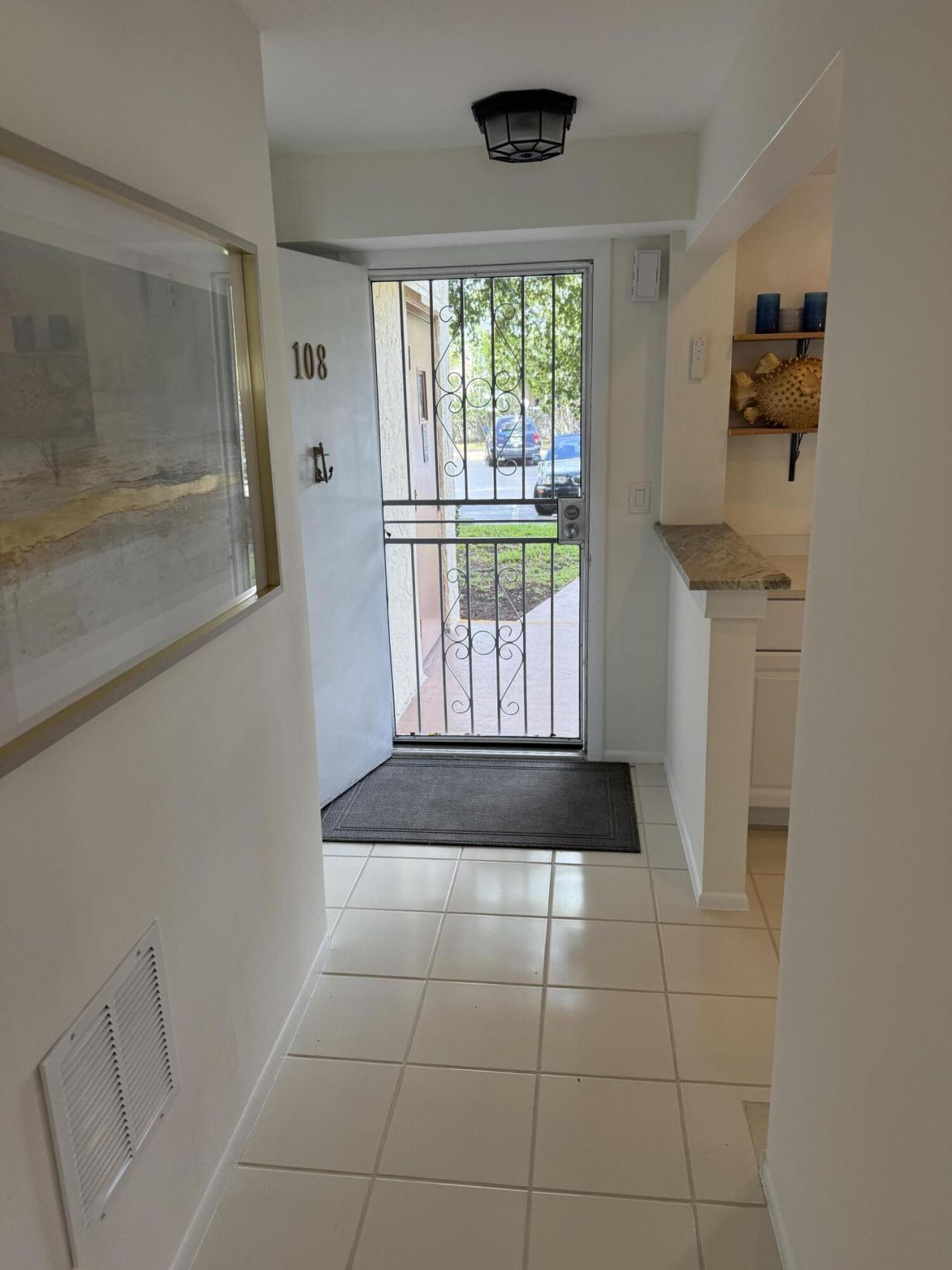 111 SE 3rd Avenue, Unit 108, Dania Beach, FL 33004 Photo