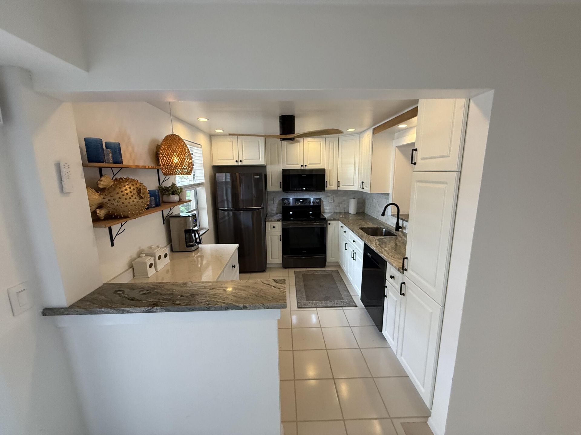 111 SE 3rd Avenue, Unit 108, Dania Beach, FL 33004 Photo