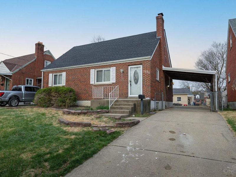 1725 Guise Court, Reading, OH 45215 Photo 2