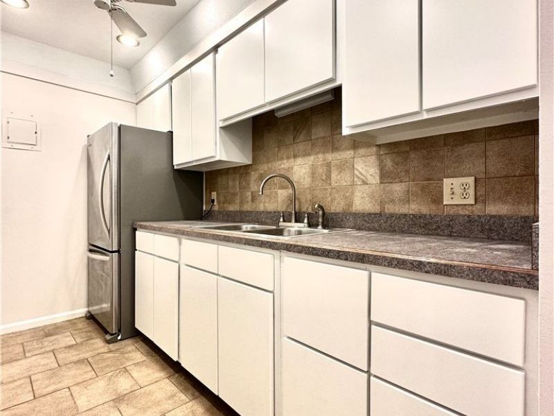 42 Gloucester Court, Unit 3A, Akron, OH 44313 Photo 3