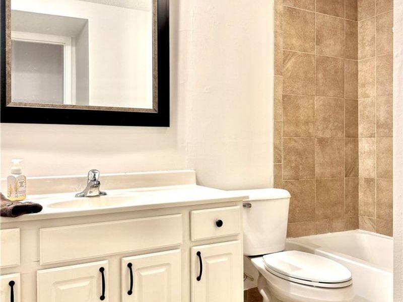 42 Gloucester Court, Unit 3A, Akron, OH 44313 Photo 5